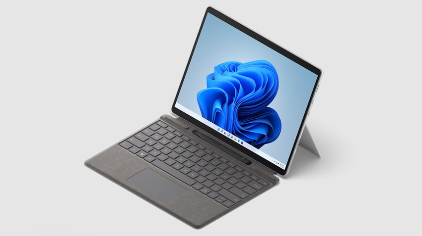 Prenosnik Microsoft Surface Pro 8 / i5 / RAM 16 GB / SSD Disk / 13,3″